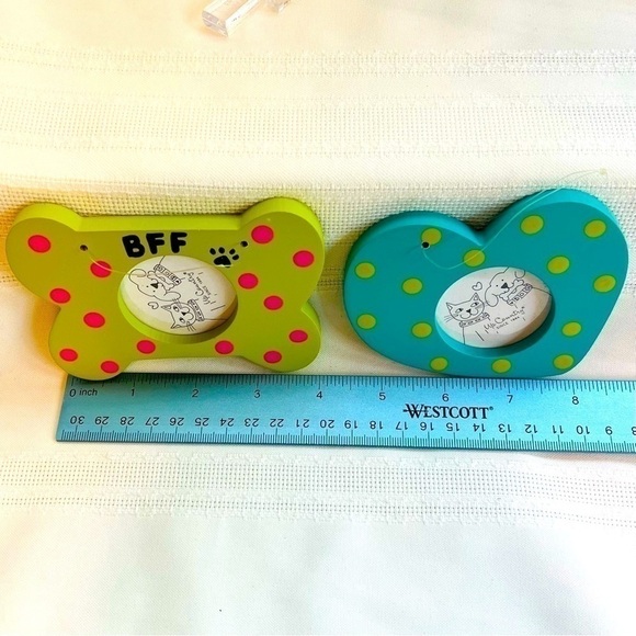 $5 ADD ON with $15+ Bundle Pet Picture Frame Ornaments Wooden Set of Three NEW - Picture 6 of 7